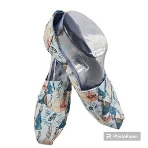 TOMS Disney Princess Alpargatas NWOT Women's Size 10